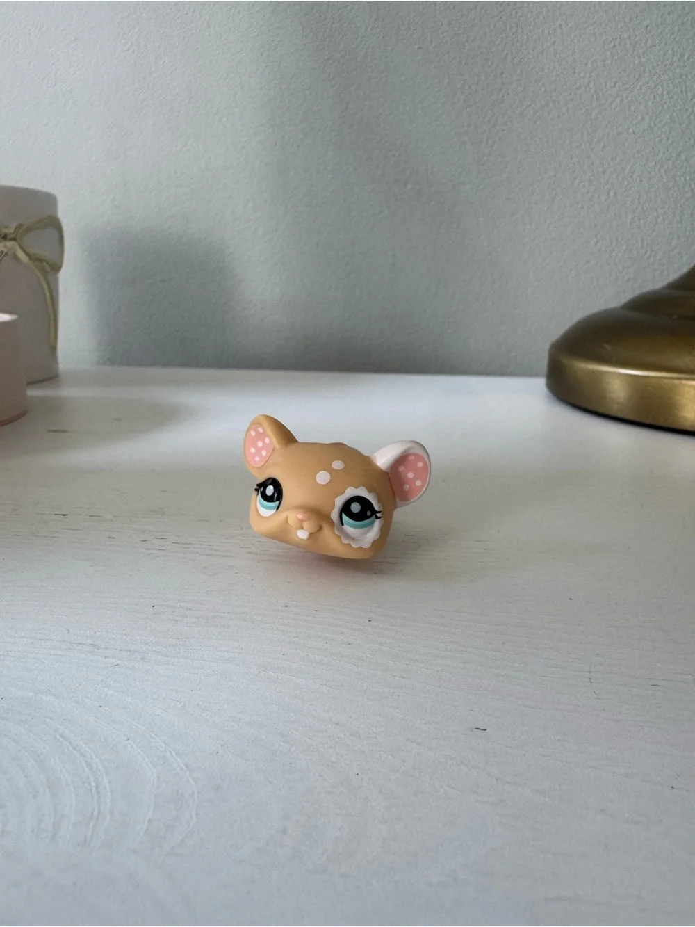 Littlest Pet Shop Tan Deer Head with Pink Ear Spots and Blue Eyes